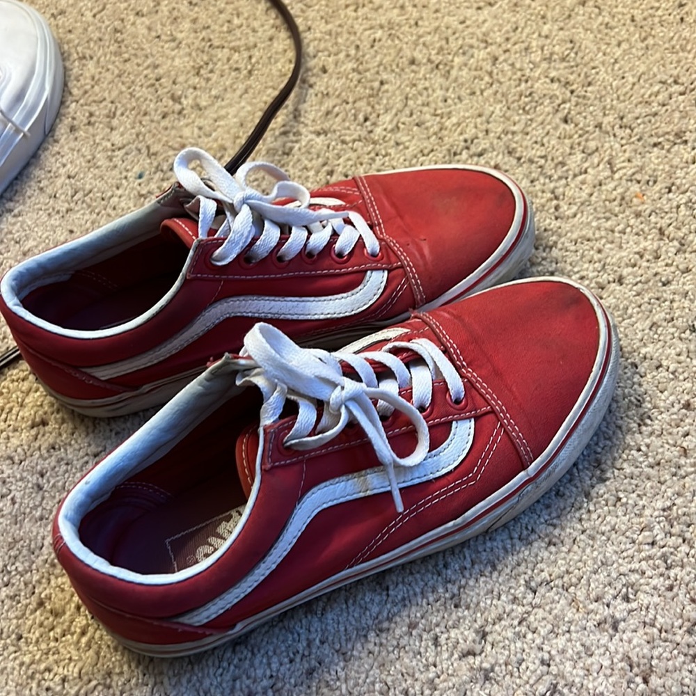 Vans - Picture 2 of 4
